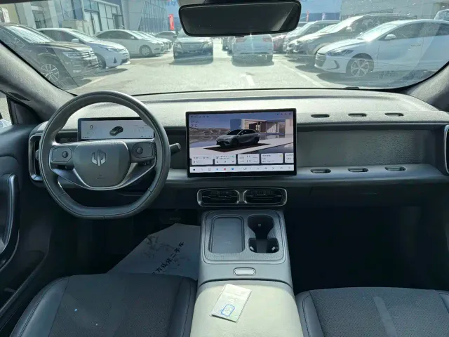 Leapmotor Lafa 5 — Фото автомобиля 10