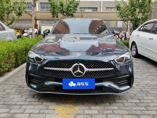 Mercedes-Benz C-Class — Фото автомобиля 2