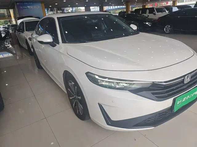 Honda Integra — Фото автомобиля 3