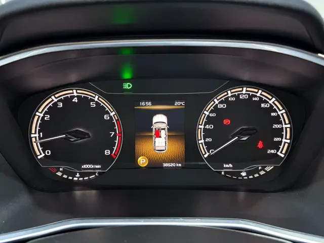 Geely Binyue — Фото автомобиля 13