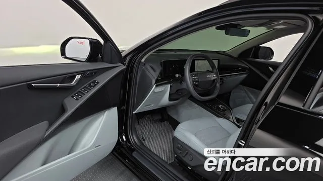 Kia Niro Signature — Фото автомобиля 7