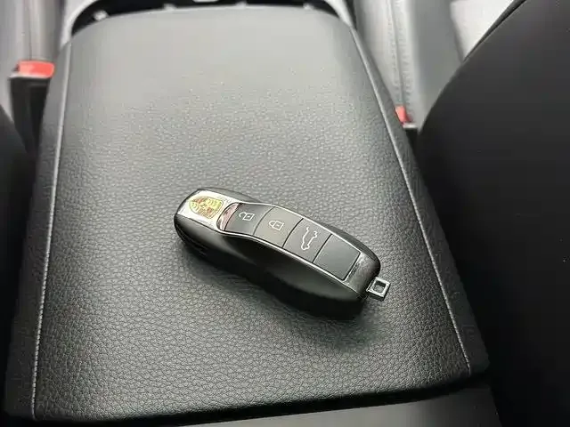 Porsche Macan — Фото автомобиля 19
