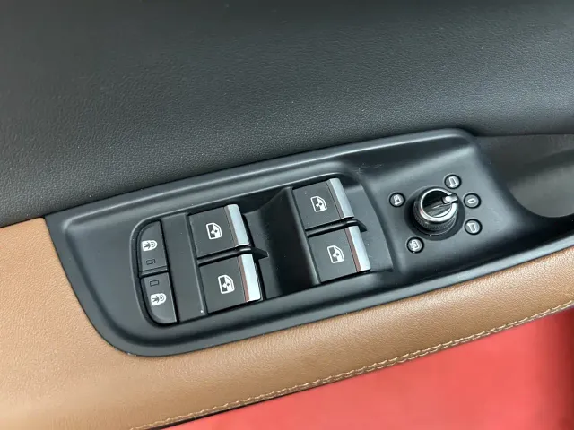 Audi Q7 — Фото автомобиля 11