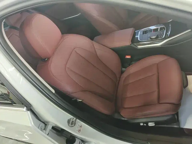 BMW 3 Series — Фото автомобиля 19
