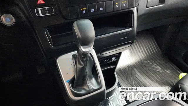 Hyundai Staria Staria L3.5 Карго 5 мест — Фото автомобиля 9