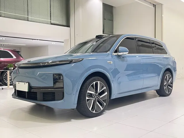 Фотография автомобиля — Li Auto L9