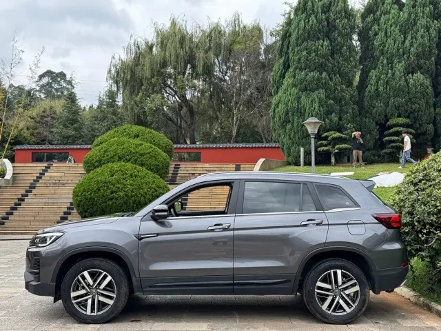 Changan CS75 — Фото автомобиля 8