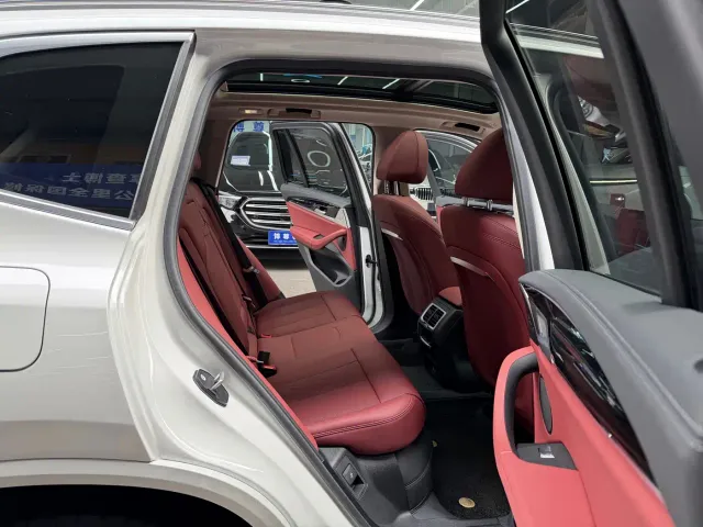 BMW X3 — Фото автомобиля 16