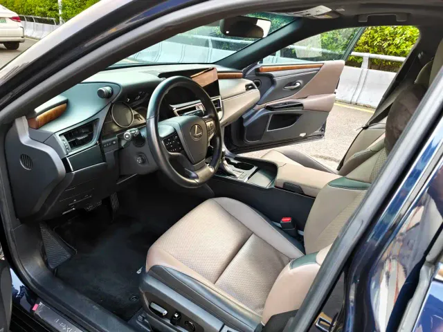 Lexus Lexus ES 2024 200 Premium Edition — Фото автомобиля 7