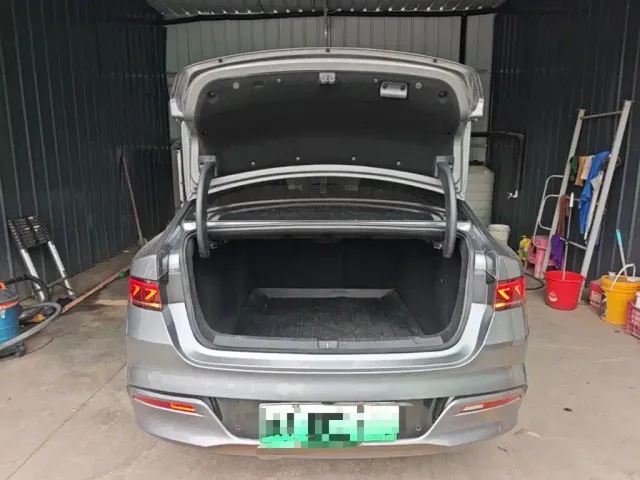 BYD Qin PLUS — Фото автомобиля 18