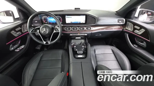 Mercedes-Benz GLE-Class — Фото автомобиля 10