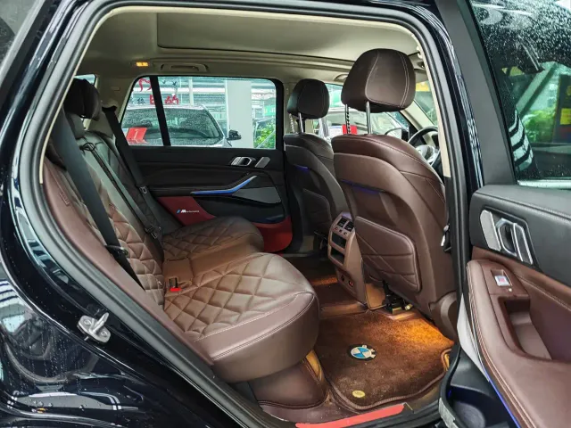 BMW X5 — Фото автомобиля 14