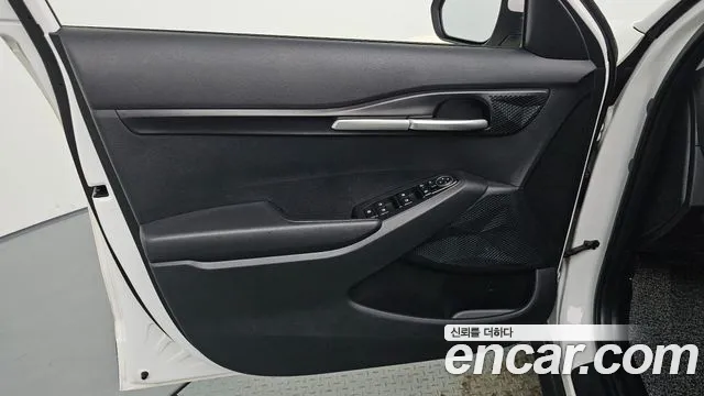 Kia Seltos — Фото автомобиля 13
