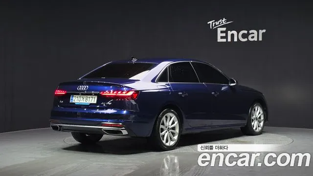 Audi A4 — Фото автомобиля 2