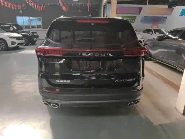 Jetour X70 Plus — Фото автомобиля 5