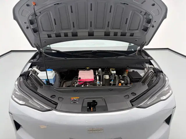 Geely Galaxy E5 — Фото автомобиля 18