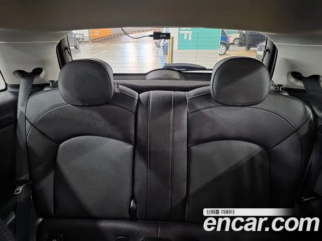 Mini Cooper Cooper Classic Plus — Фото автомобиля 11