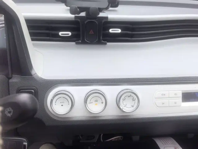 Wuling Hongguang Mini EV — Фото автомобиля 5