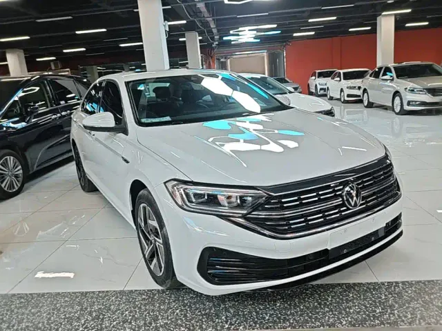 Volkswagen Sagitar — Фото автомобиля 3