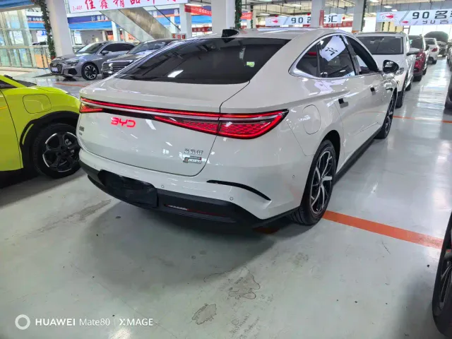 BYD Seal 07 DM-i — Фото автомобиля 4
