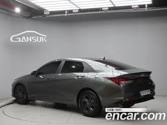 Hyundai AVANTE Avante (CN7) — Фото автомобиля 2