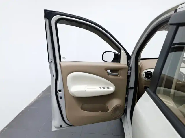 Wuling Hongguang Mini EV — Фото автомобиля 8