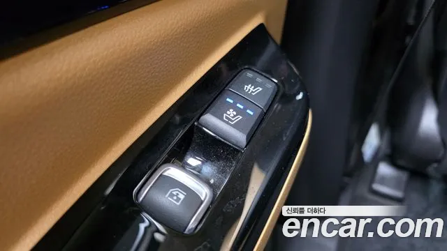 Kia Canival Carnival 4 поколение Бензин 7 мест Signature — Фото автомобиля 18