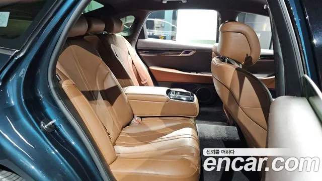 Genesis G80 Бензин 3.5 турбо AWD — Фото автомобиля 11