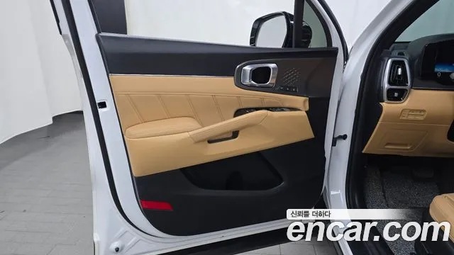 Kia Sorento Sorento 4-е поколение Дизель 2.2 2WD — Фото автомобиля 23