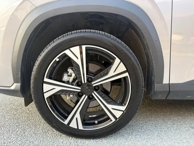 Geely Boyue — Фото автомобиля 27