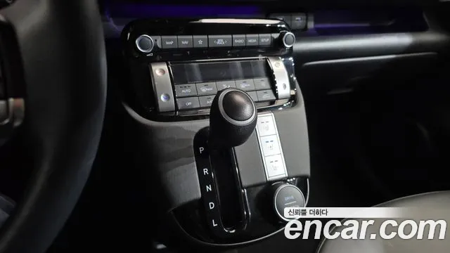 Hyundai Casper — Фото автомобиля 12