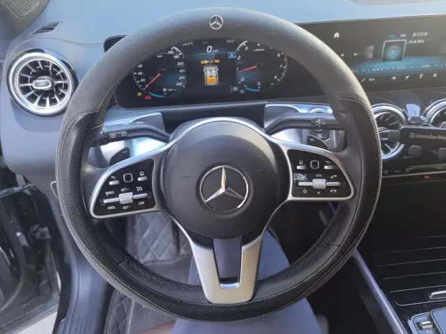 Mercedes-Benz GLB-Class — Фото автомобиля 15
