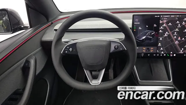 Tesla Model Y — Фото автомобиля 13
