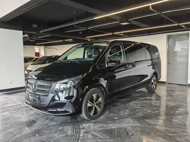Фотография автомобиля — Mercedes-Benz Vito