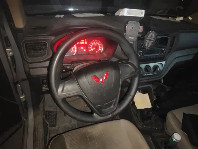Wuling Hongguang V — Фото автомобиля 6
