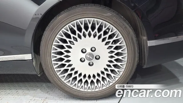 Genesis G80 RG3 — Фото автомобиля 6