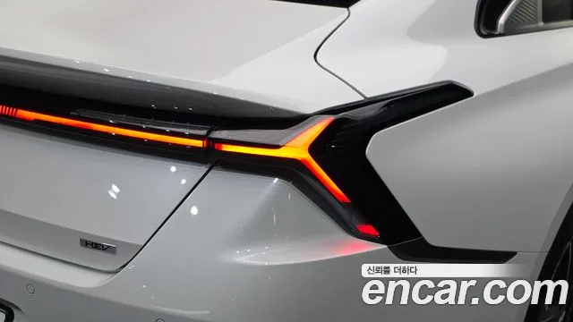 Kia K8 (New) Hybrid — Фото автомобиля 8