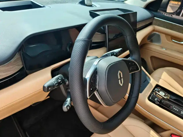 Aito M7 — Фото автомобиля 9