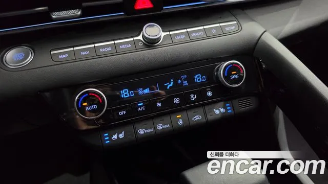 Hyundai AVANTE Новый Avante (CN7) — Фото автомобиля 30