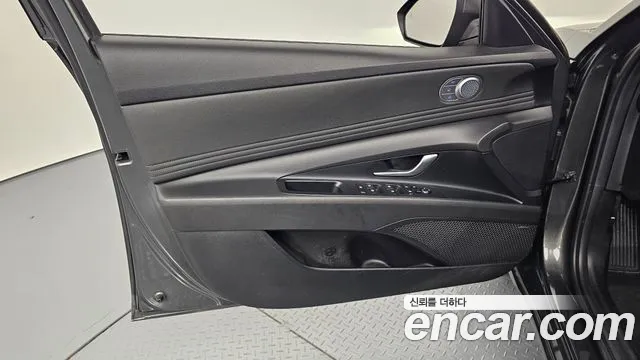 Hyundai Avante CN7 — Фото автомобиля 13