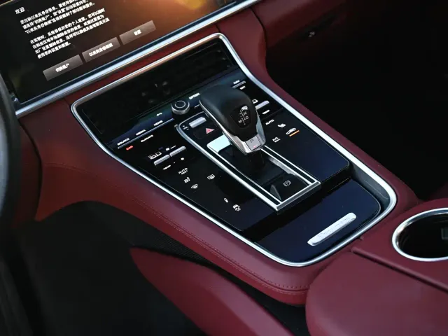 Porsche Panamera — Фото автомобиля 17