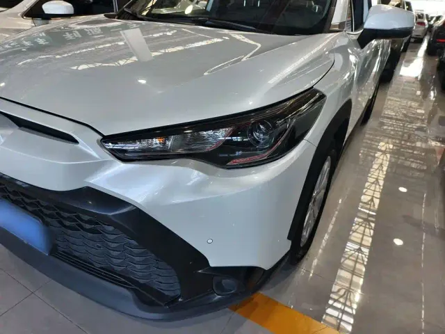 Toyota Frontlander — Фото автомобиля 2