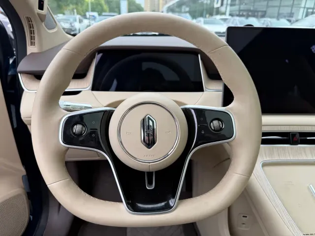 Shangjie SUV — Фото автомобиля 10
