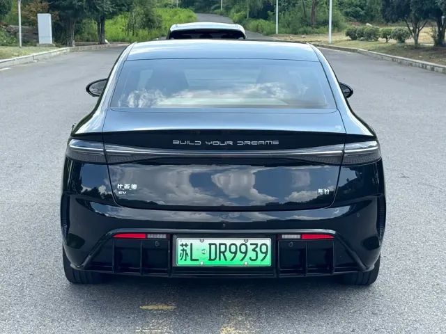 BYD Seal — Фото автомобиля 12