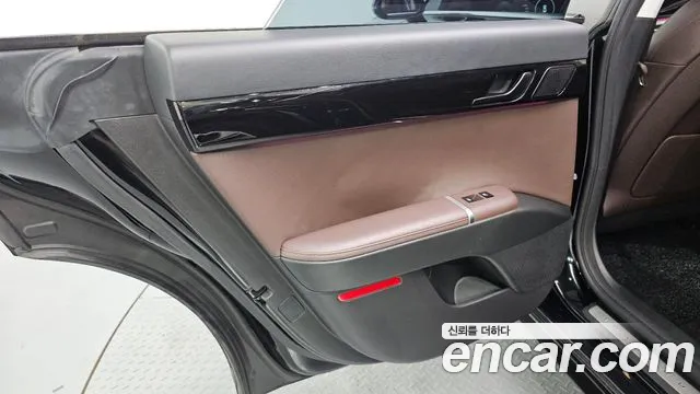 Hyundai Grandeur GN7 — Фото автомобиля 14