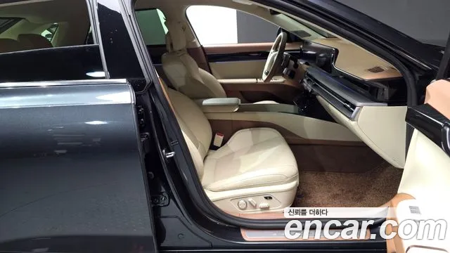 Hyundai Grandeur GN7 — Фото автомобиля 10