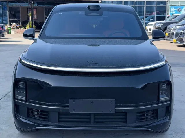 Фотография автомобиля — Li Auto L8