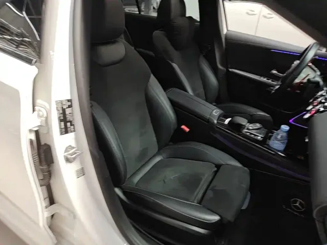 Mercedes-Benz A-Class — Фото автомобиля 24