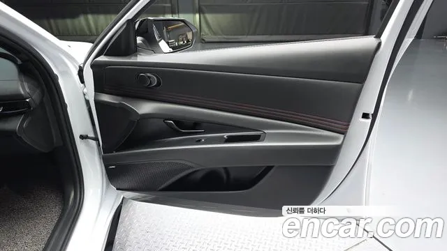 Hyundai Avante CN7 — Фото автомобиля 24
