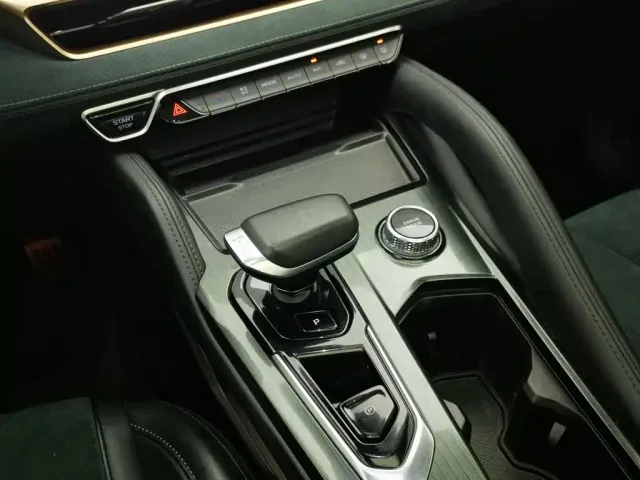 Geely Xingyue L — Фото автомобиля 13